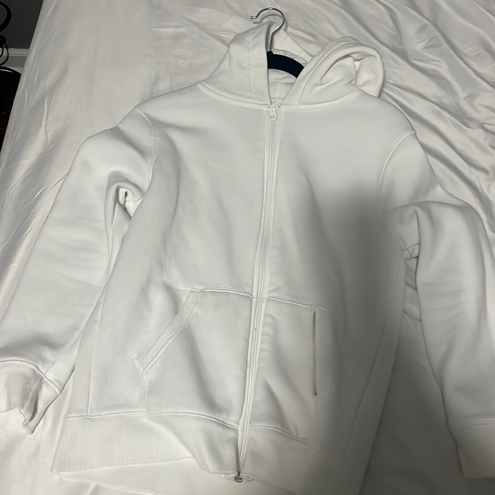 Basic all white hoodie super comfortable never worn